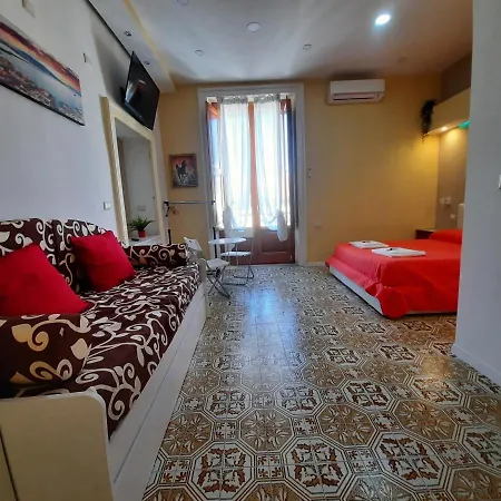 Bellobello Rooms&apartment 4* Nápoles